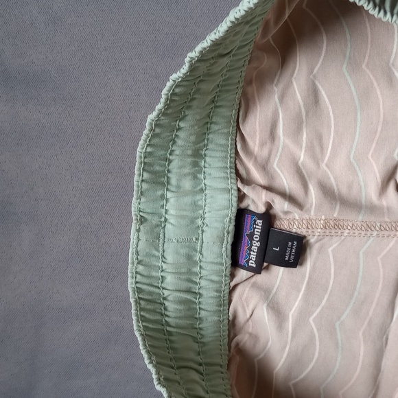 Patagonia Baggies Shorts Girls Size Large Tan Teal WAPT - Picture 3 of 8